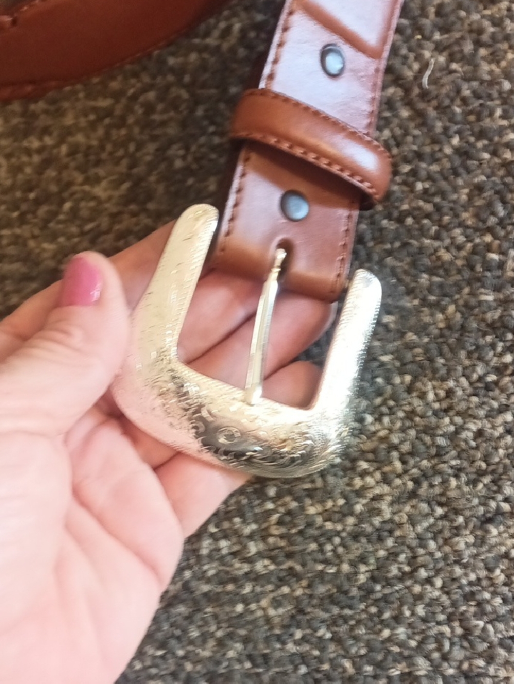 Brown Leather Women's Belt with Decorative Silver Buckle Size 34 - Picture 7 of 7